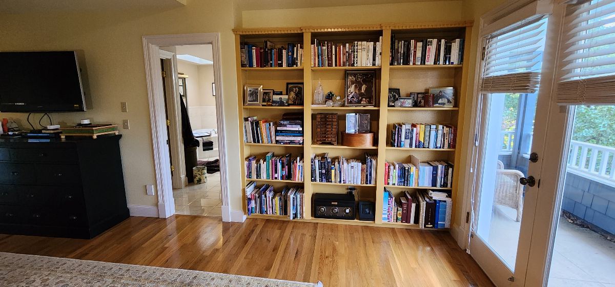 Built-In Bookshelf after SEACOL finishing